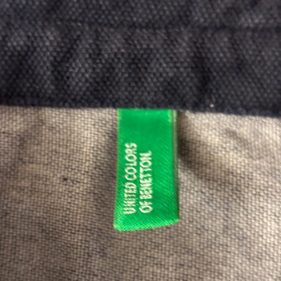 Benetton women’s grey Polo Shirt nwot size small - Picture 6 of 7